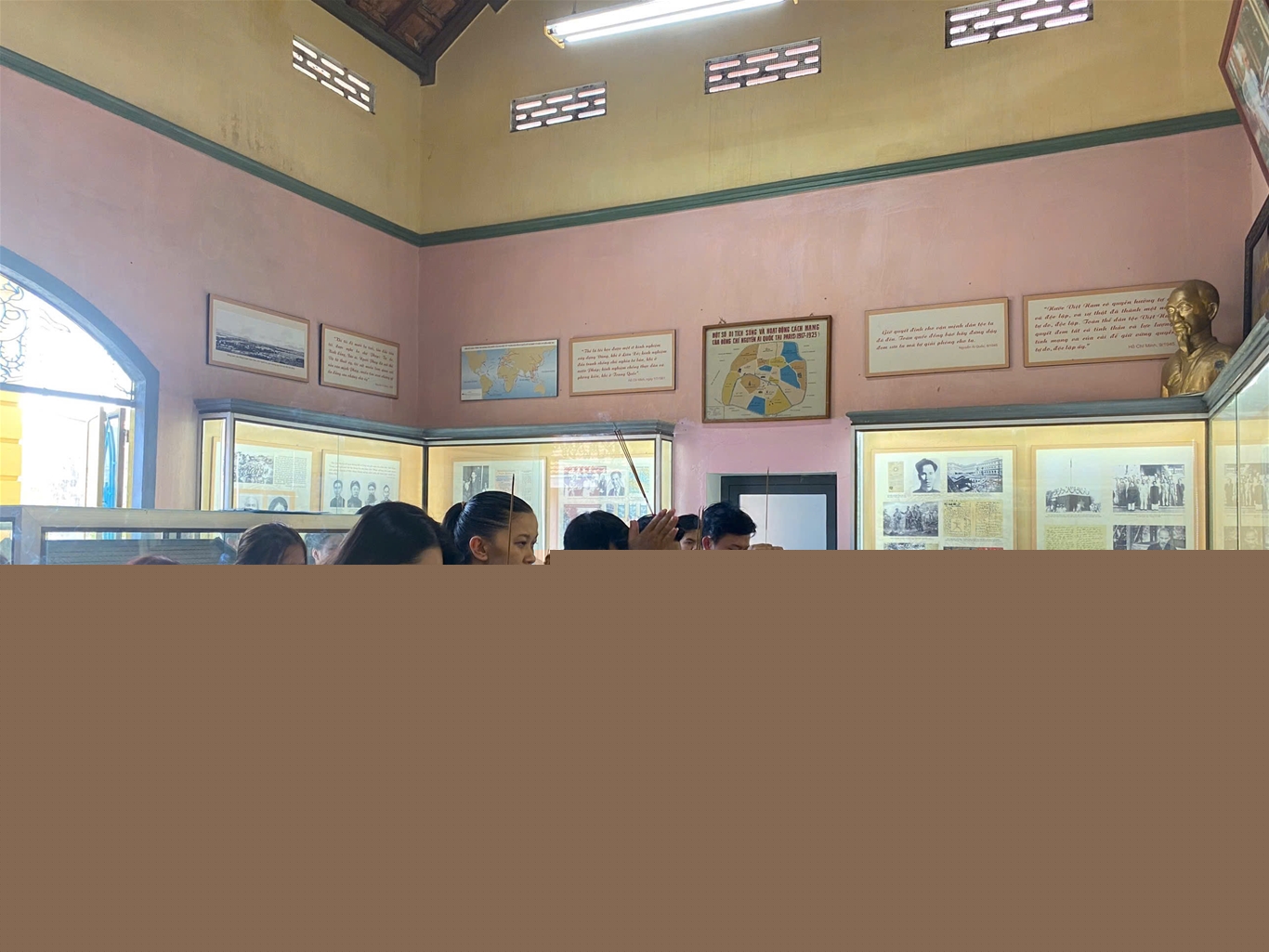CÂU LẠC BỘ SINH VIÊN 5 TỐT - HƯỚNG VỀ NGUỒN CỘI – TIẾP LỬA TRUYỀN THỐNG