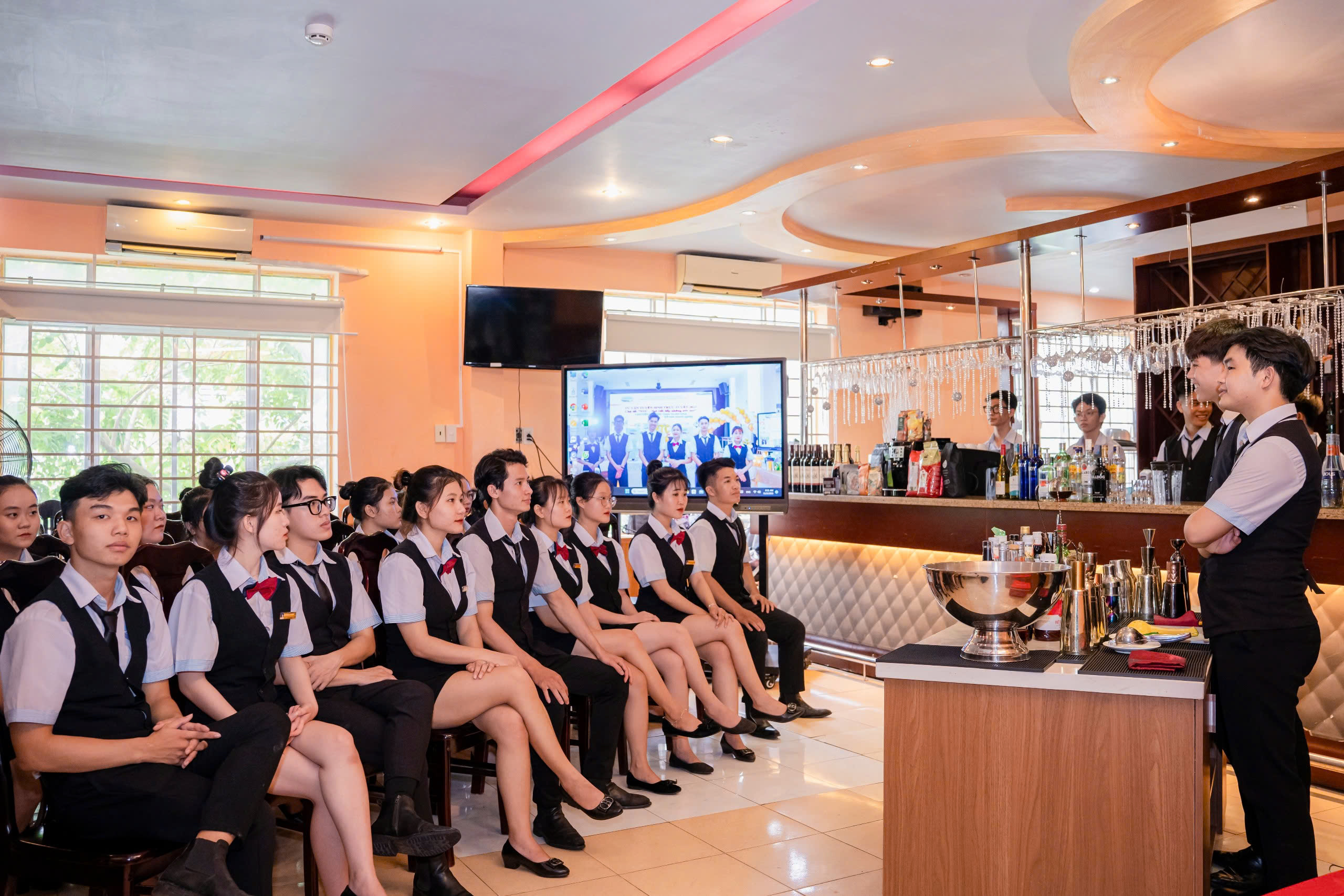 HỘI SINH VIÊN TRIỂN KHAI ĐỀ ÁN “NÂNG CAO NĂNG LỰC NGHIÊN CỨU KHOA HỌC TRONG SINH VIÊN”
