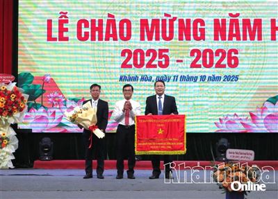 TRƯỜNG CAO ĐẲNG DU LỊCH NHA TRANG TỔ CHỨC LỄ CHÀO MỪNG NĂM HỌC 2025 - 2026